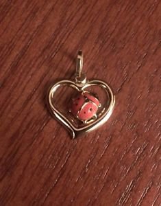 14K YELLOW GOLD SMALL LADYBUG IN HEART CHARM / PENDANT - MADE IN ITALY -
