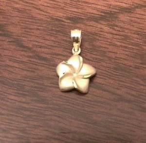 14K YELLOW GOLD PLUMERIA FLORAL FLOWER CHARM / PENDANT - 0.9 GRAMS
