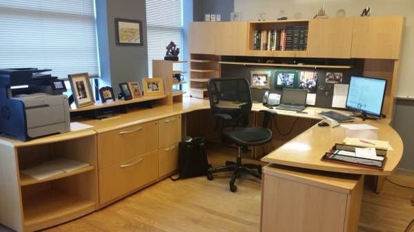 Gunlocke commercial office desk suite ( U shaped desk) Minneapolis "SAVE NOW"