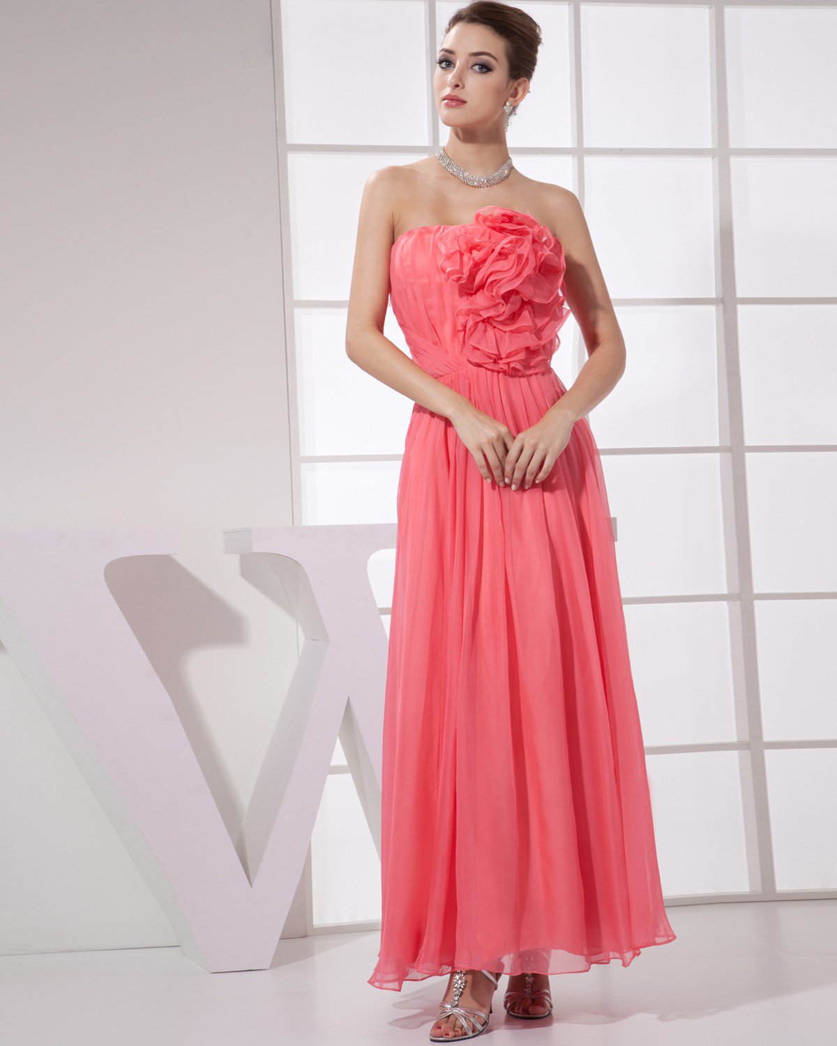 Strapless Flower Pleated Sleeveless Zipper Ankle Length Chiffon Silk Woman Bridesmaid Dress