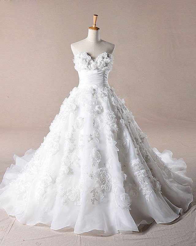 Sweet Ruffles Applique Sweetheart Organza A Line Wedding Dress
