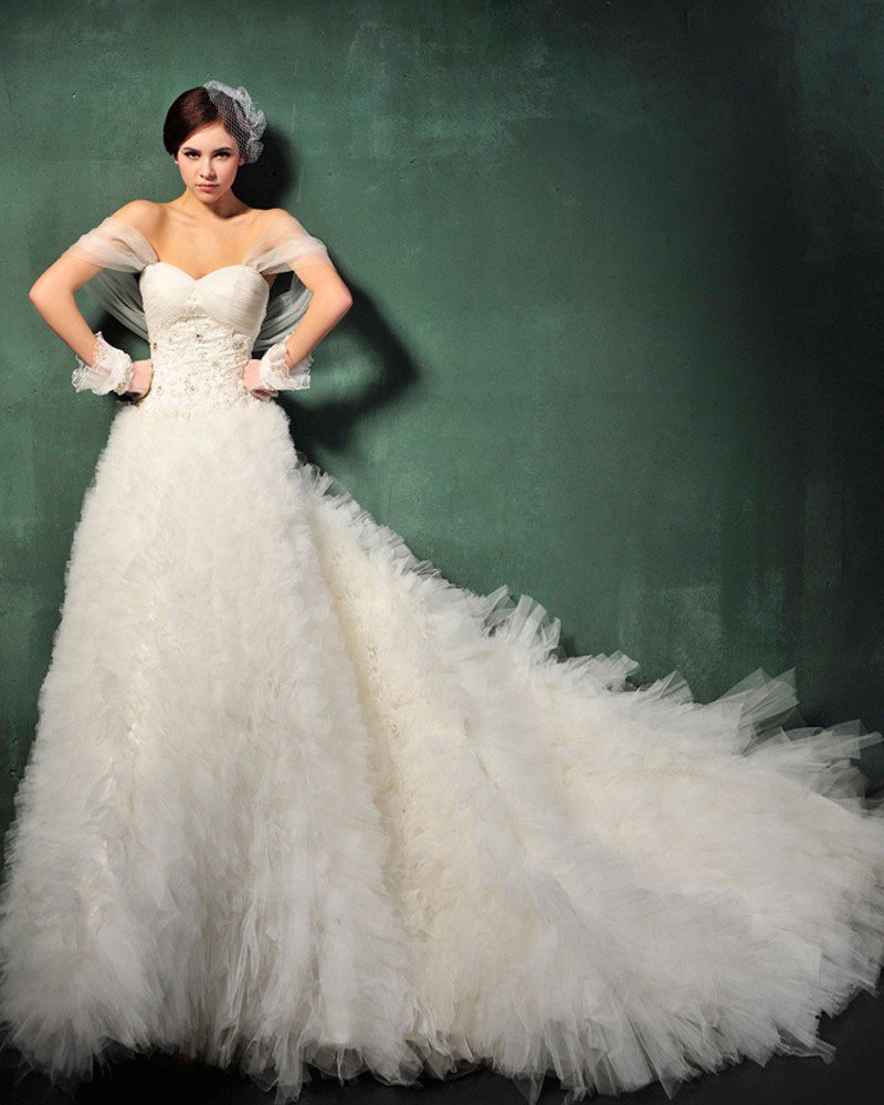 Sweet princess winter straps trailing wedding dress