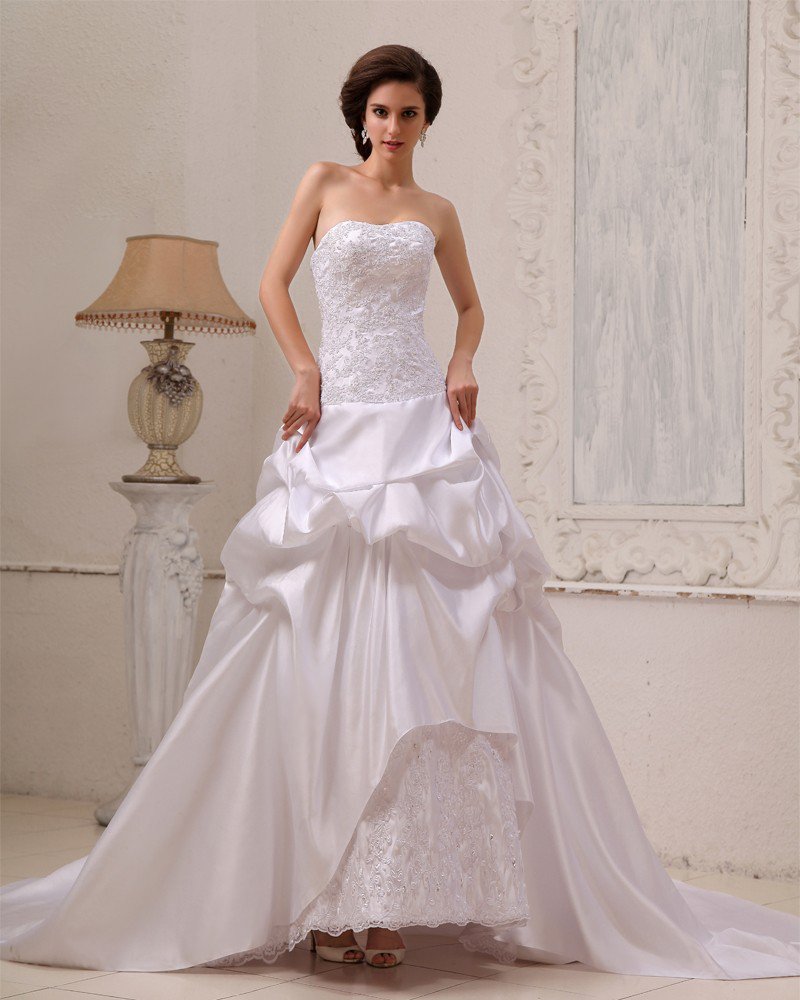 Sleeveless Taffeta Beading Ruffle Sweetheart Chapel Train A-Line Wedding Dresses