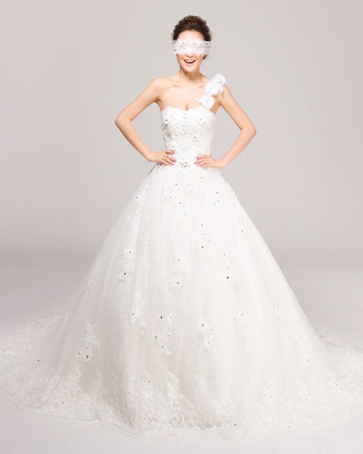 One Shoulder Beading Flower Floor Length Tulle A Line Wedding Dress