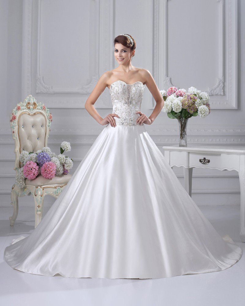 Sweetheart Satin Embroidery Chapel A-line Bridal Gown Wedding Dress