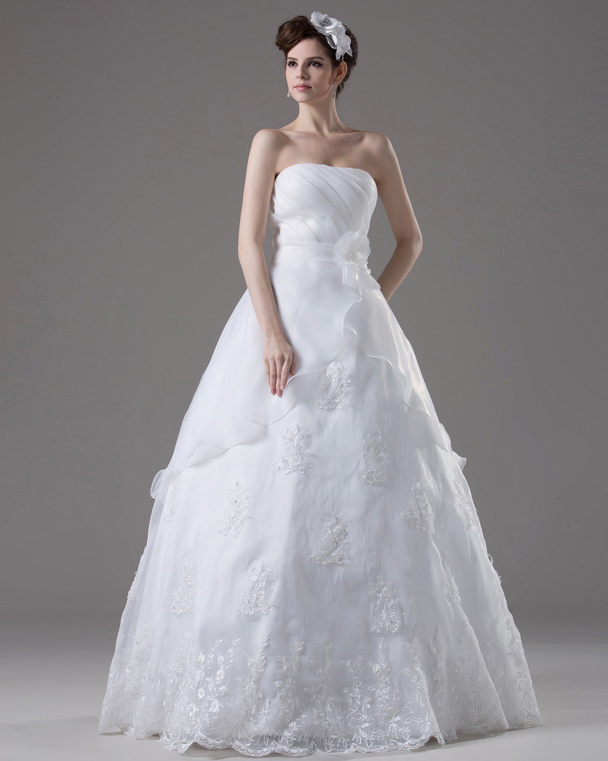 Strapless Embroidery Beading Pleated Floor Length Yarn Ball Gown Wedding Dress