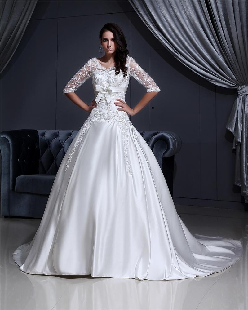 V-neck Lace Applique Chapel A-Line Bridal Gown Wedding Dress