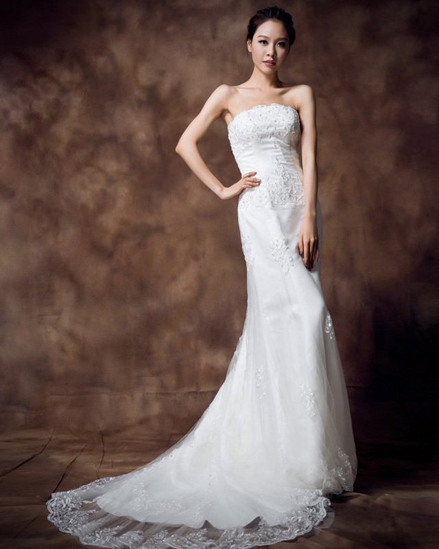 Strapless Rhinestone Embroidery Floor Length Satin Empire Wedding Dress