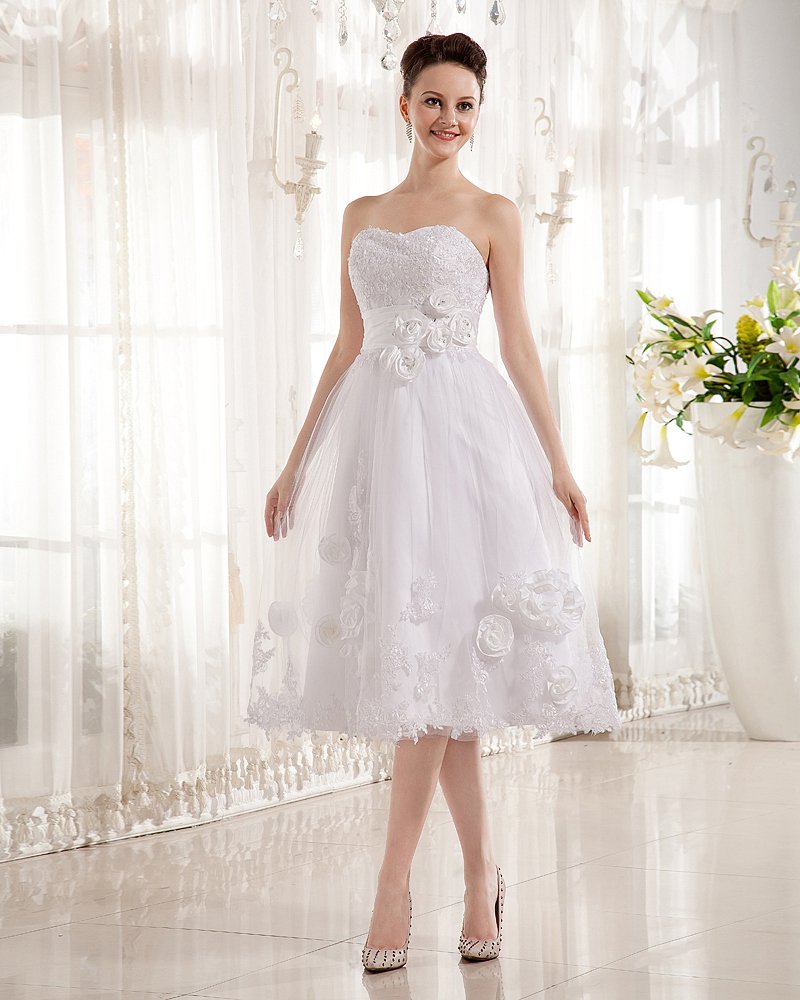 Flowers Applique Tulle Charmeuse Sleeveless Sweetheart Short Wedding Dresses