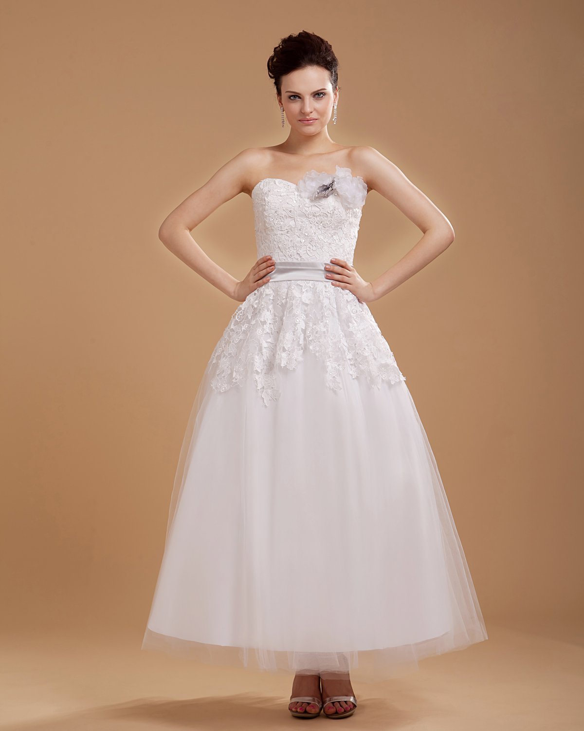 Flowers Applique Tulle Sweetheart Sleeveless Short Mini Wedding Dresses