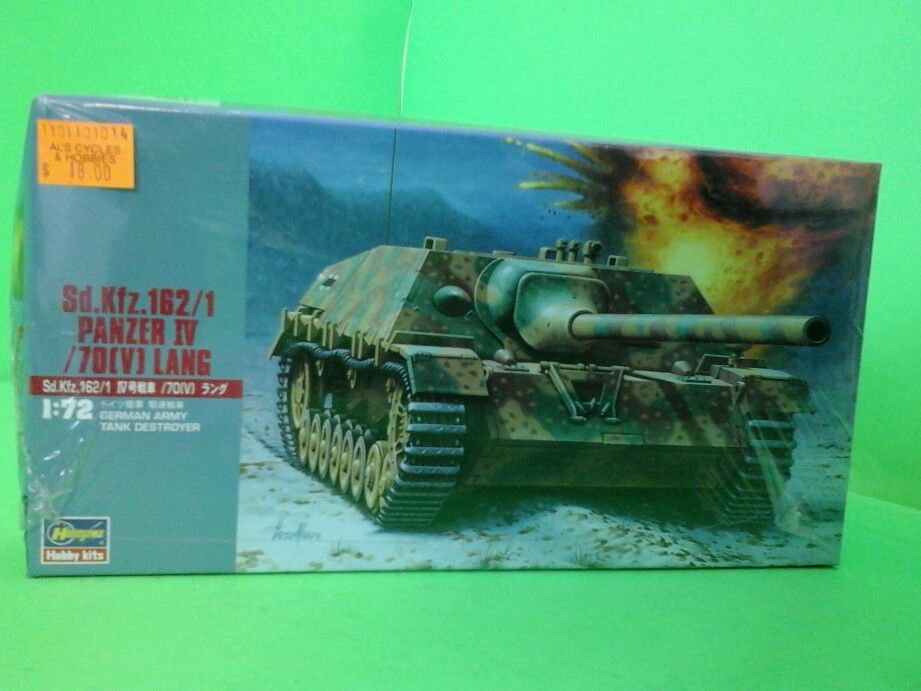Hasegawa WWII German PZ KPFw IV Army Battle Tank -1/72 Scale NEW SEALED