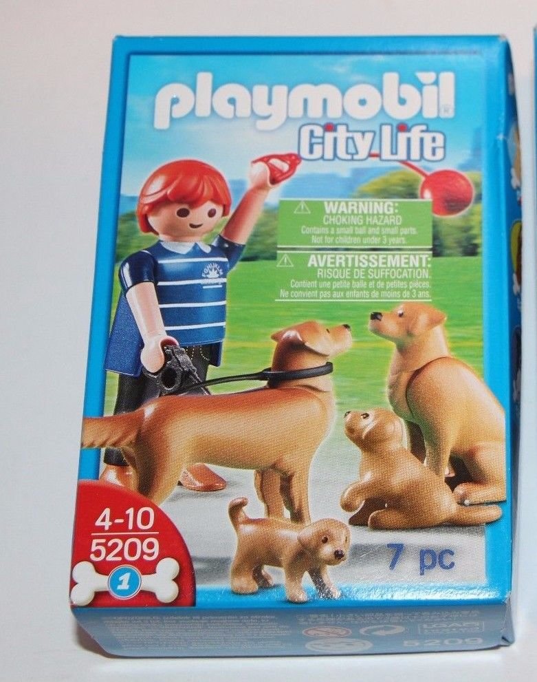 Playmobil City Life 5209 Guy with Golden Retriever Dogs NEW Ships Same Day!