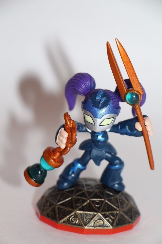 Skylanders Trap Team DEJA VU Loose Figure Only Ships Same Day IN A BOX