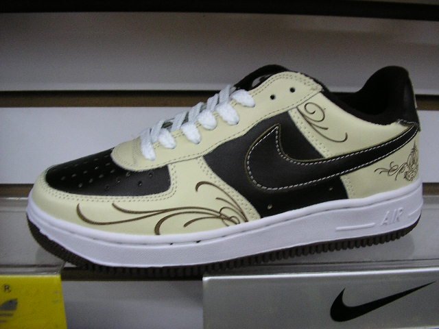 Nike Air Force 1 - Black/Cream Swirls/White Low