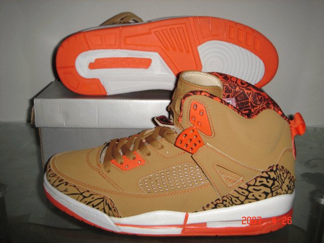 Nike Air Jordan IV.5 Spike - Tan/Orange/Black