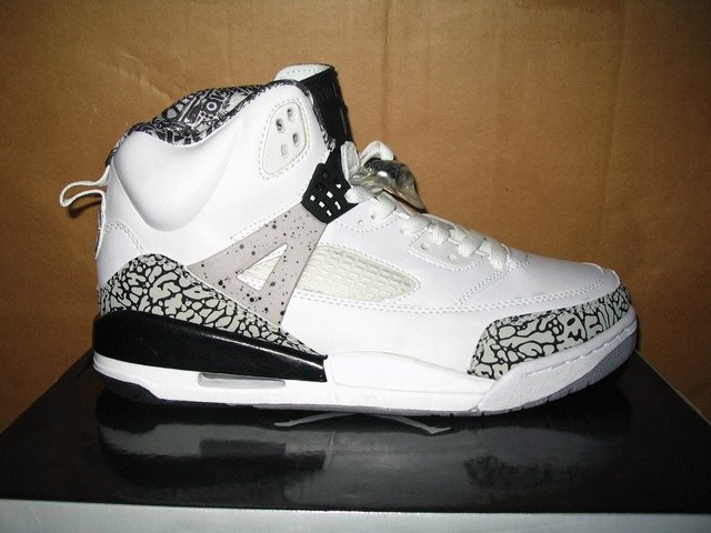 Nike Air Jordan IV.5 Spike - White/Black/Gray