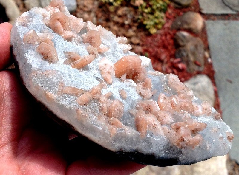 Angel crystal healing Blue Chalcedony Pink Stilbite Karma Cleansing Energy Clearing charging plate