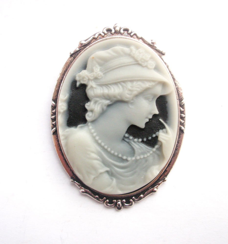 Flapper Girl Cameo in Antiqued Silver Tone Setting 50mm