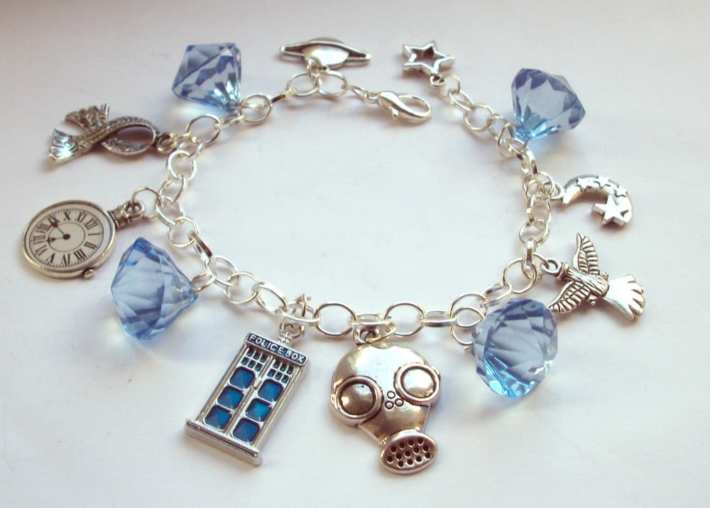 Dr Who Tardis Beads Charm Bracelet