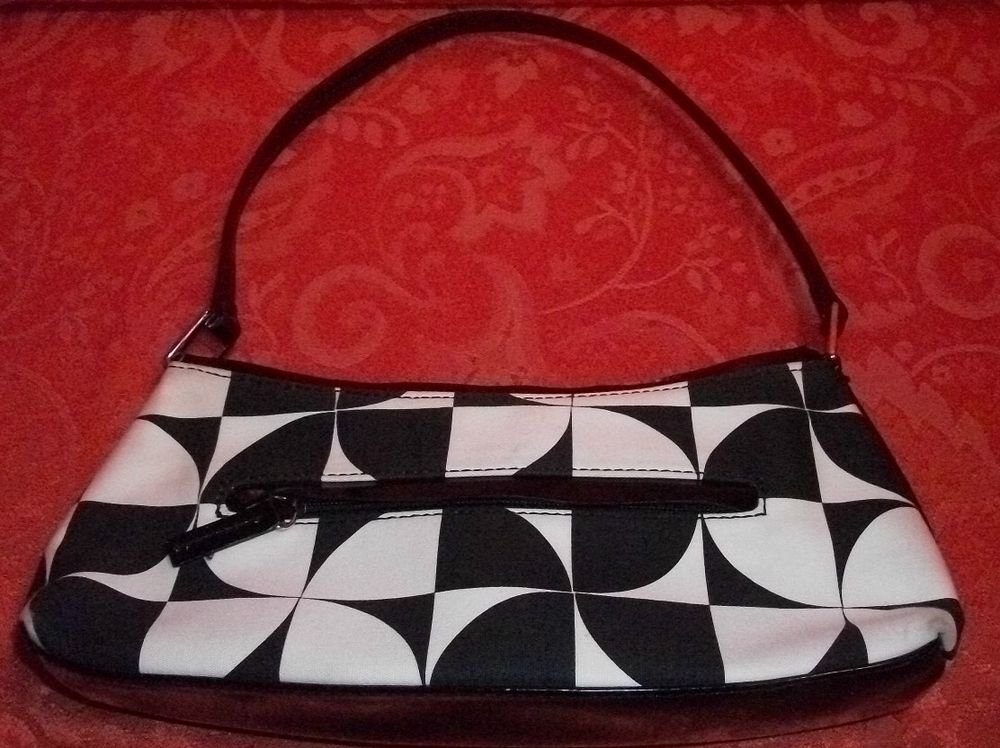 NINE WEST Mod Hip Hop 1990's Baguette PURSE Black and White Geometric HANDBAG