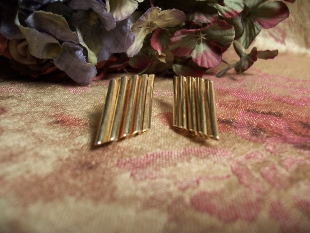 Gold Tone Metal Flute Earrngs Geometric VTG 1980's Fashion Jewelry Accessory