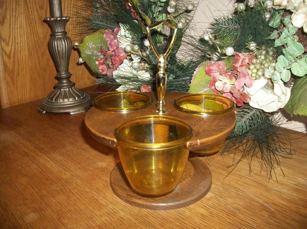 Thermo-Serv Condiment VTG 1960's Serving Set 3 Amber Plastic Bowls Swivel Base