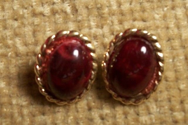 Red Dot Earrings Gold Frame Button Vintage 1970's Fashion Jewelry