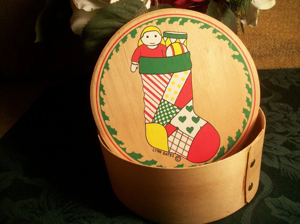 Round Wood Christmas Box, Artist Lynn Gates Vintage 1980's Stocking Doll Drum