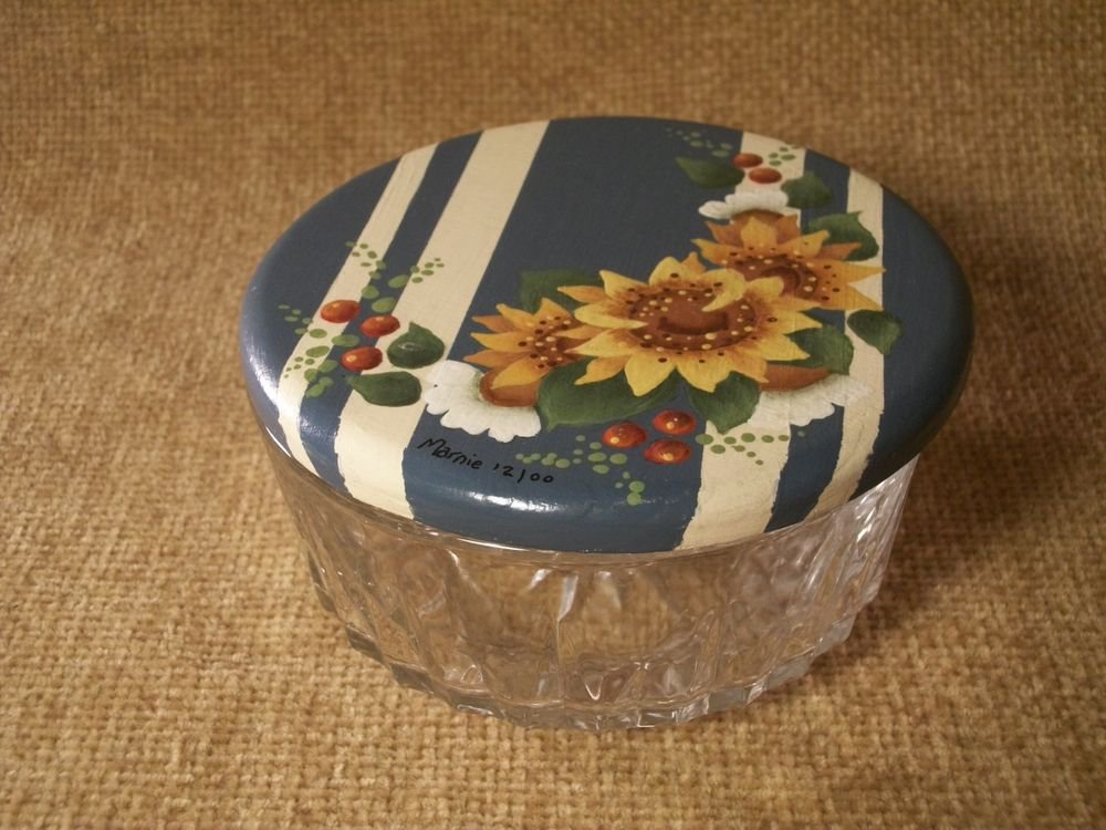 Yellow Sunflowers Covered Candy Dish Ornate Bowl Trinket Box Handpainted Art