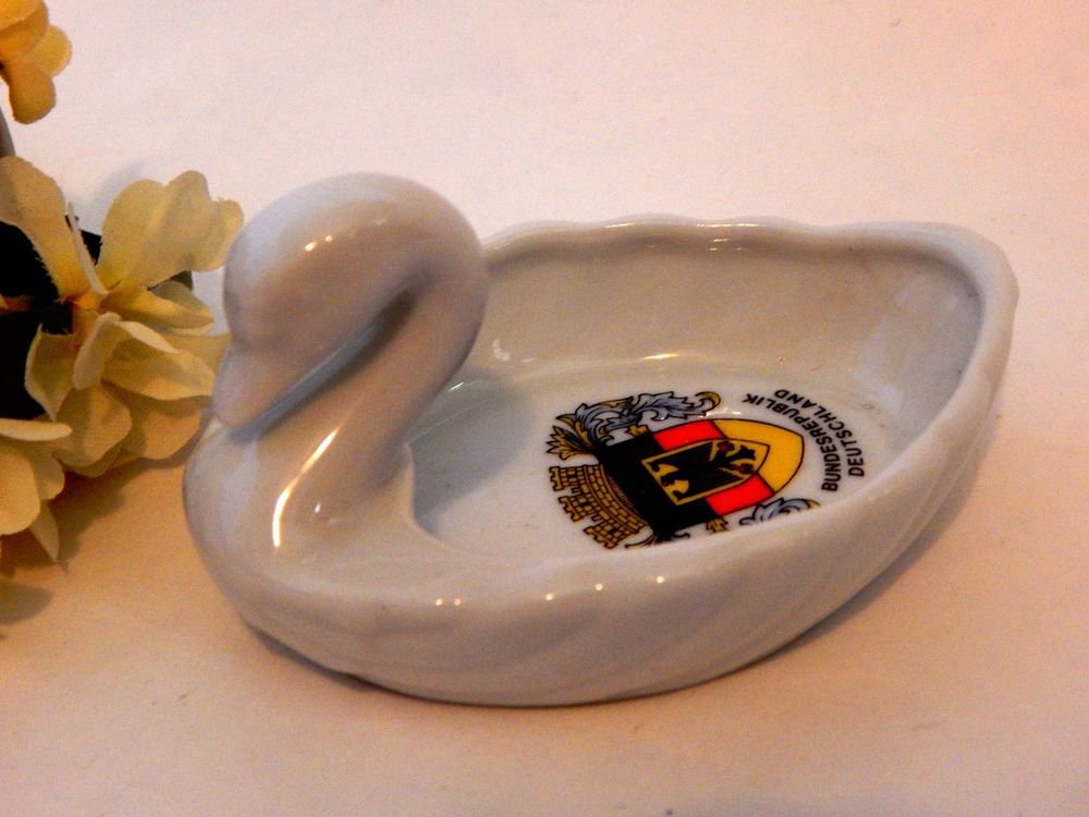 Swan Trinket Dish Germany Travel Souvenir Deutschland Bundersrepublik Crest