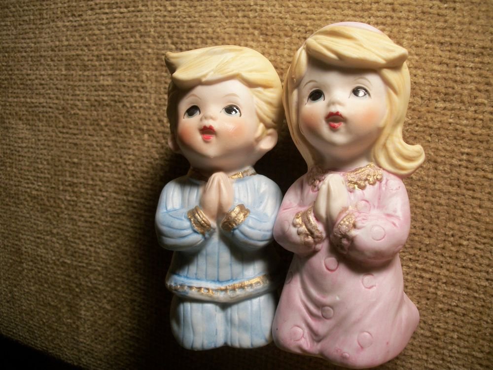 Vintage Homco Praying Children Boy Girl Porcelain Figurines Child's Room Decor