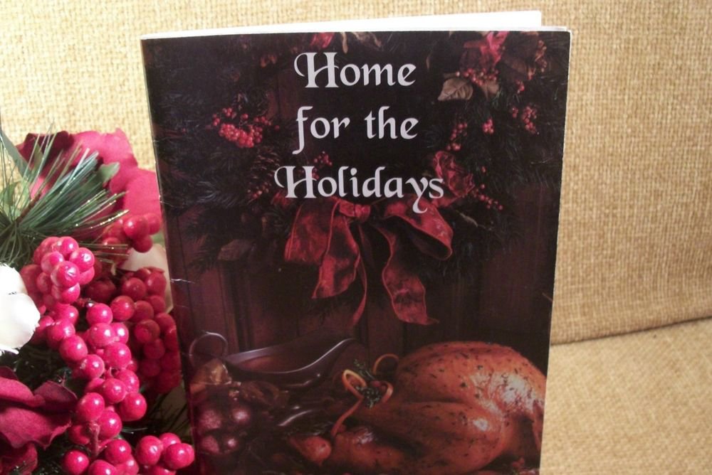 Home for The Holidays Volume 5 Holiday Recipes VFW Christmas Cookbook 2001