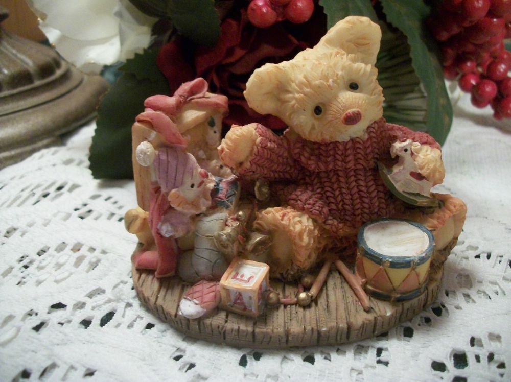 Teddy Bear Toy Box Resin Figurine Pink Blue Home Decor Vintage Collectible