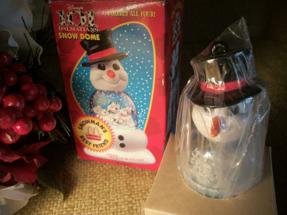 Disney's McDonald's 101 Dalmatians Snow Globe Snowman's Best Friend Dogs 1996
