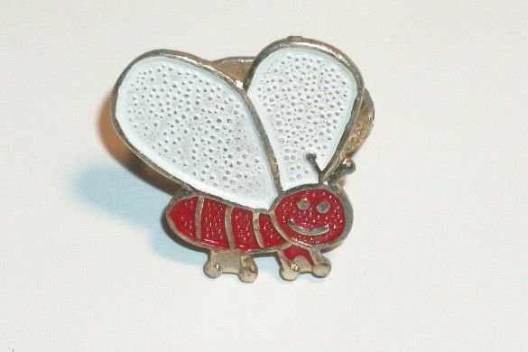 Bumble Bee Ring Red White Metal Novelty Jewelry Enamel Insect Bug VTG 1970's