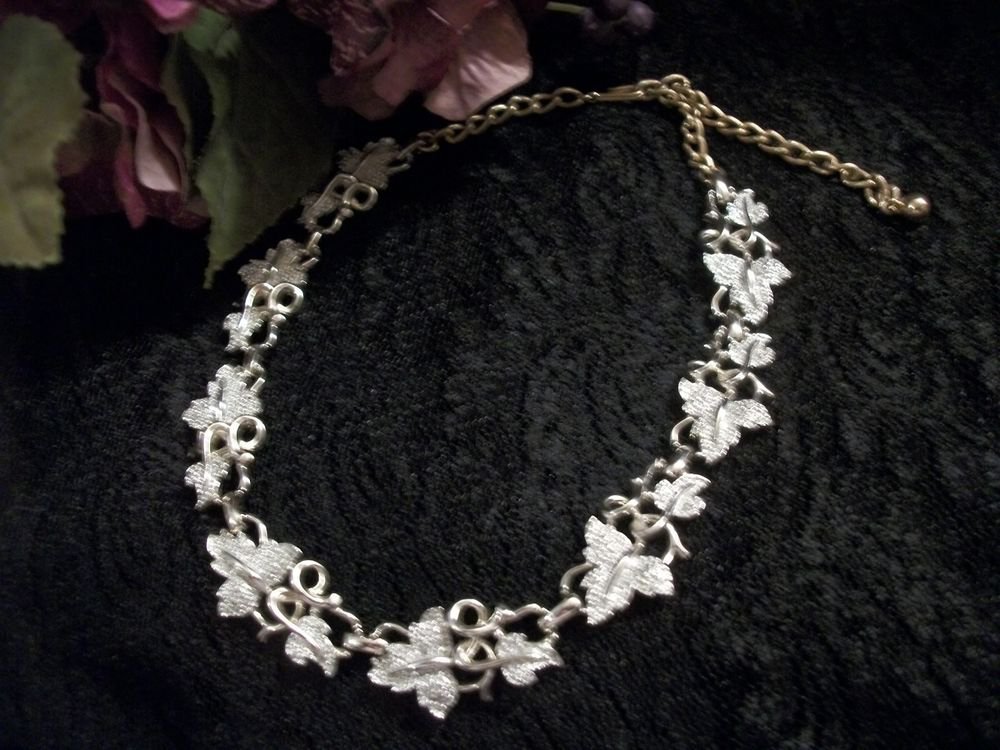 Necklace Sarah Coventry Signed Jewelry VTG 1960's Grapevine and Grape Leaves