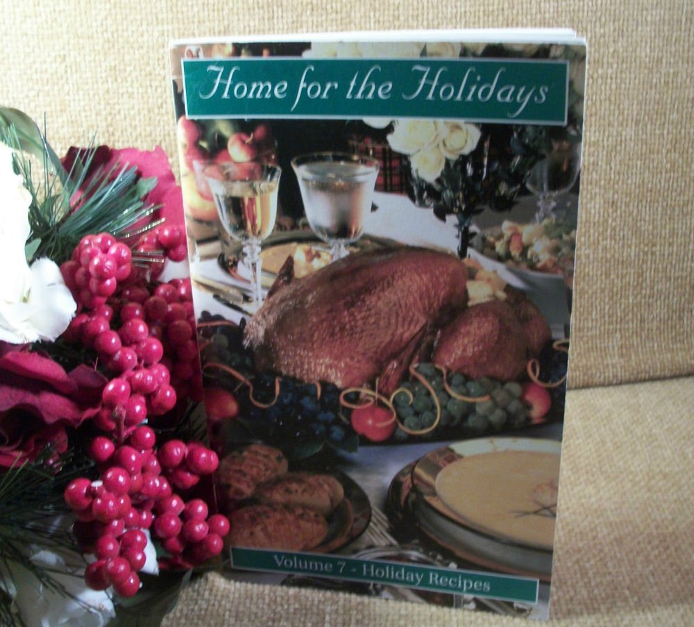 Home for The Holidays Volume 7 Holiday Recipes VFW Christmas Cookbook 2002