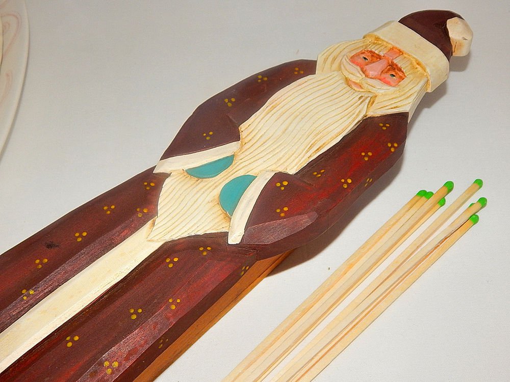 Santa Claus Figurine Long Match Stick Holder Fireplace Accessory Christmas Decor