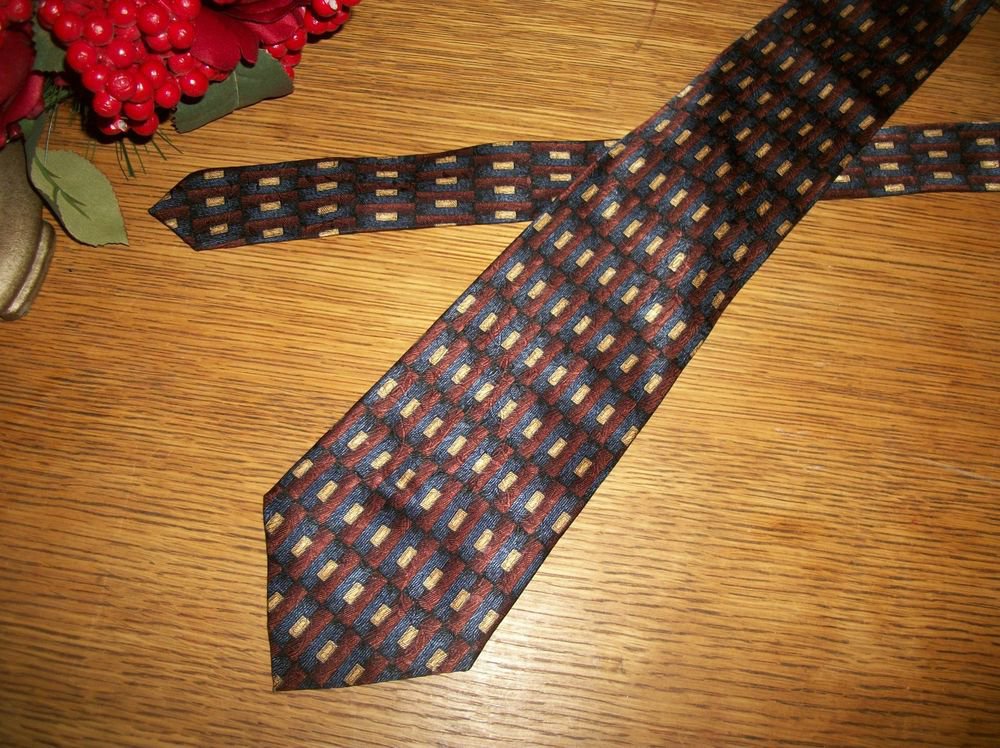 Zanara Designer Tie Blue Burgundy Red Poly Silk Blend Geometric Mens VTG Necktie