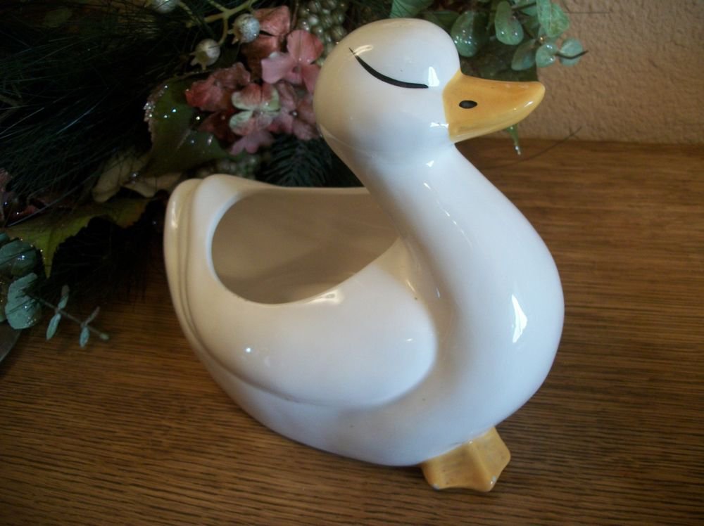 Ceramic Planter White Duck Pot Spring Farm Animal Container Vintage Home Decor