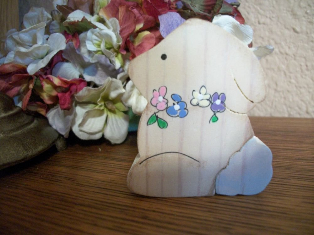 Bunny Rabbit Handpainted Miniature Pine Wood VTG Folk Art SpringtimeHome Decor