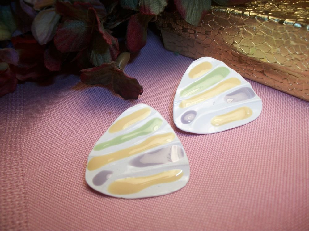 Post Earrings White Enamel Colorful Pastel Lavender Yellow Green Vintage Jewelry