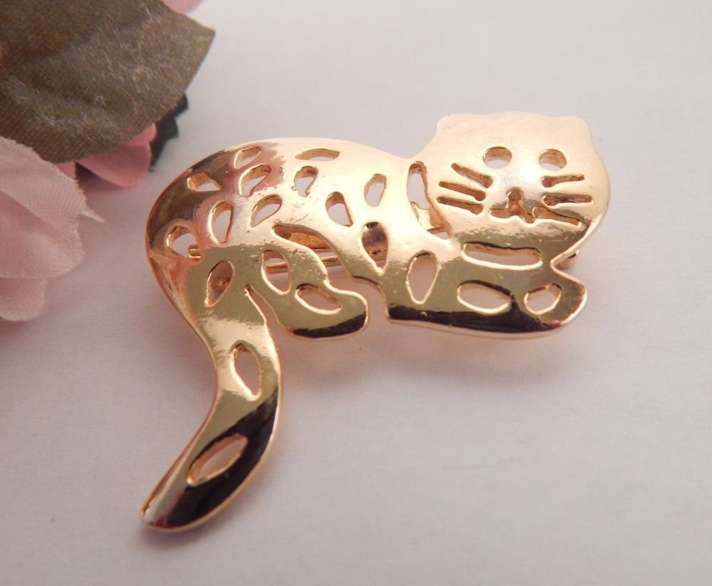 Cat Brooch Gold Metal Striped Tabby Kitten Bar Pin Collectible Vintage Jewelry
