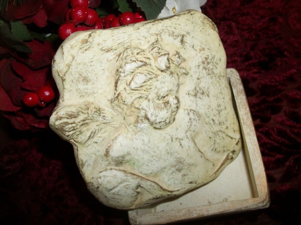 Trinket Dish Angel Cherub Jewelry Ring Covered Box VTG Giftware by Hen Feathers