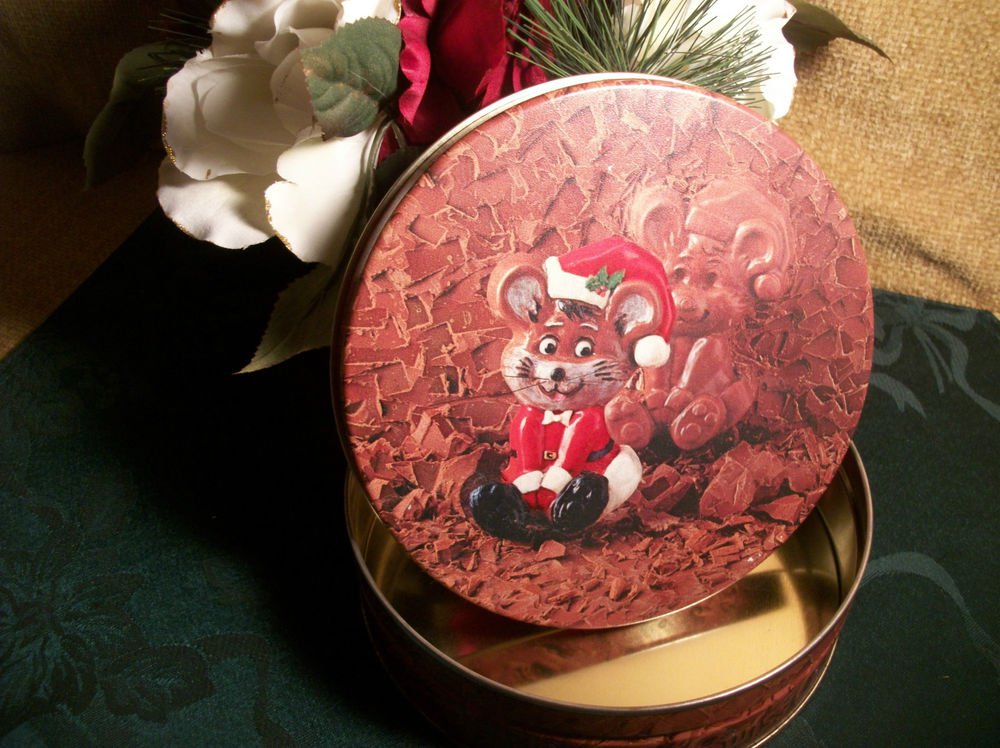 Mouse in Santa Suit Christmas Candy Tin VTG Swiss Colony Gift Storage Container