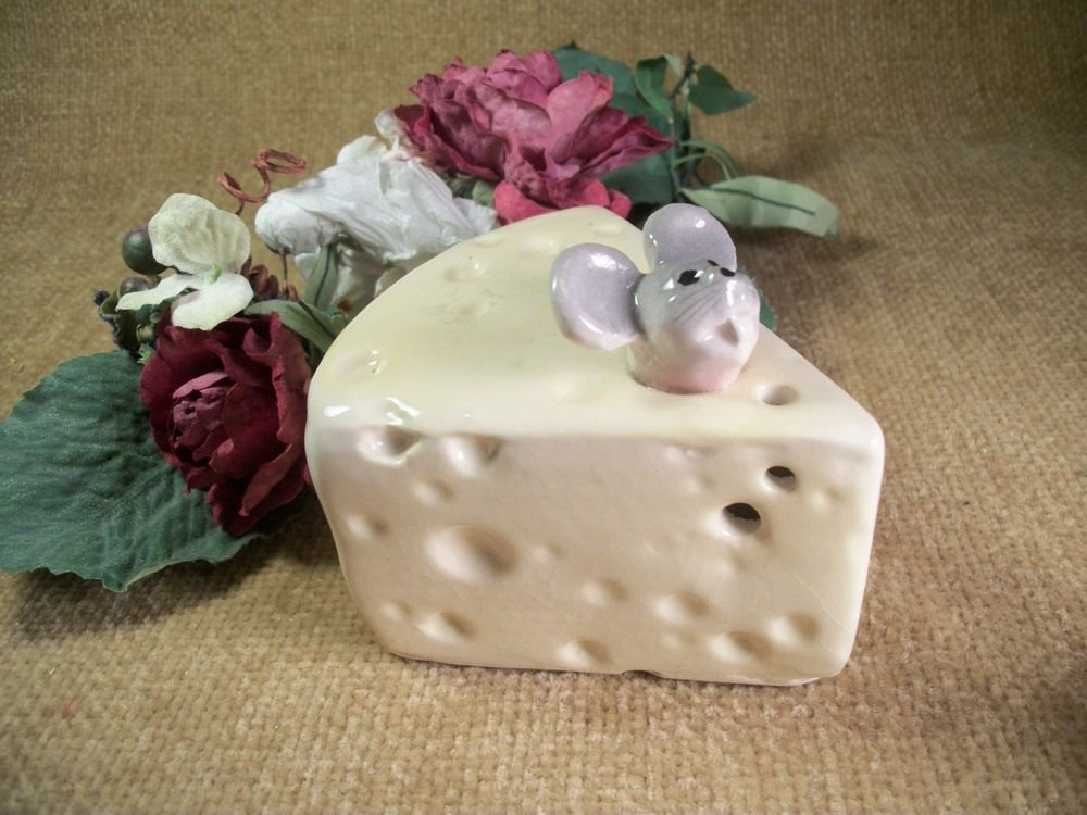 Vintage Ceramic Mouse Cheese Server, Cheese Shaker, Grey Mouse, Wedge of Cheese