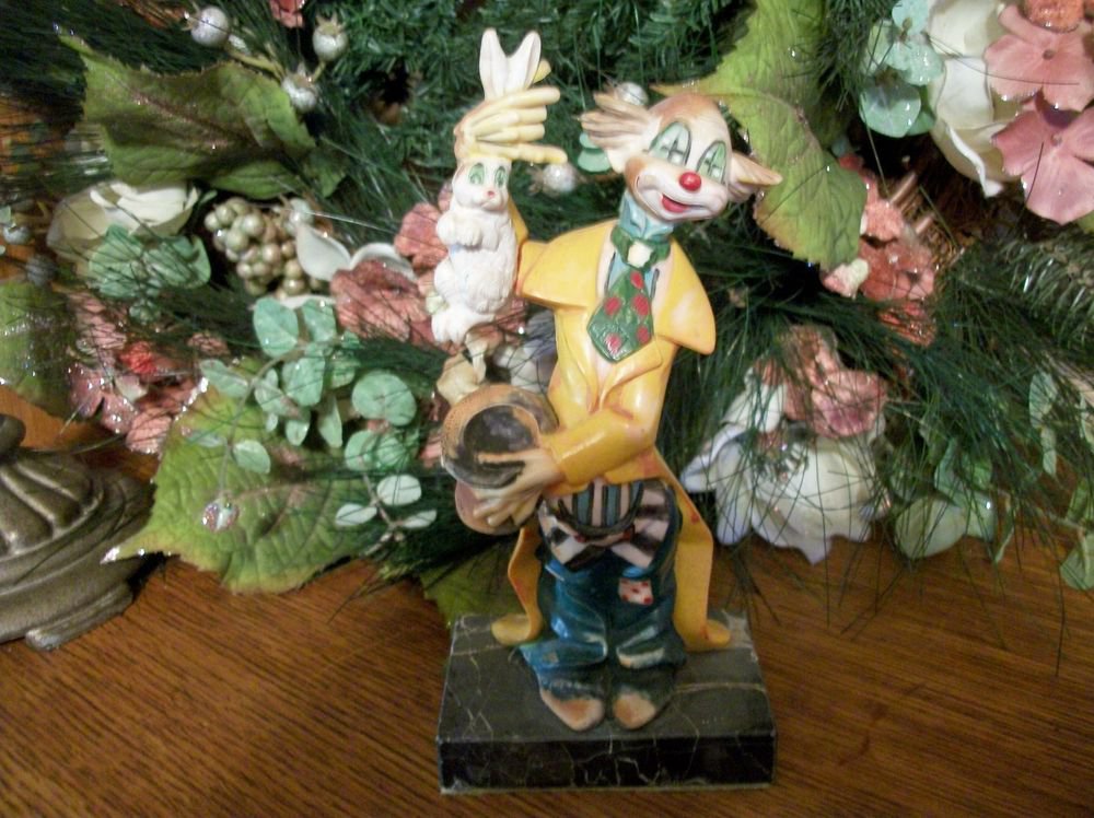 Clown Magician Fontanini Figurine Debose Italy 942 Marble Base VTG Collectible
