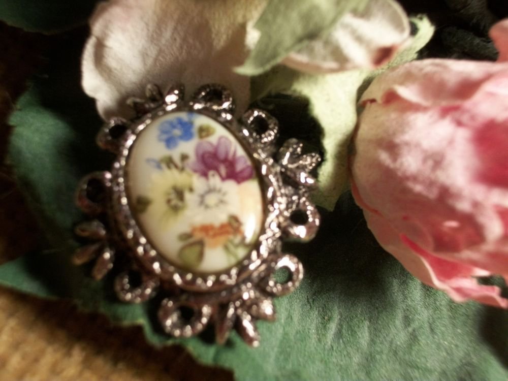 Victorian Brooch Porcelain Floral Cabochon Pin VTG Jewelry Mothers Day Gift