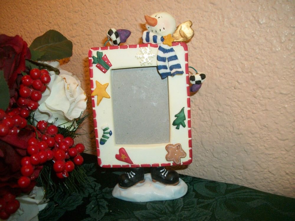 Snowman Portrait Picture Frame Whimsical Winter Christmas Scene Home Decor Gift