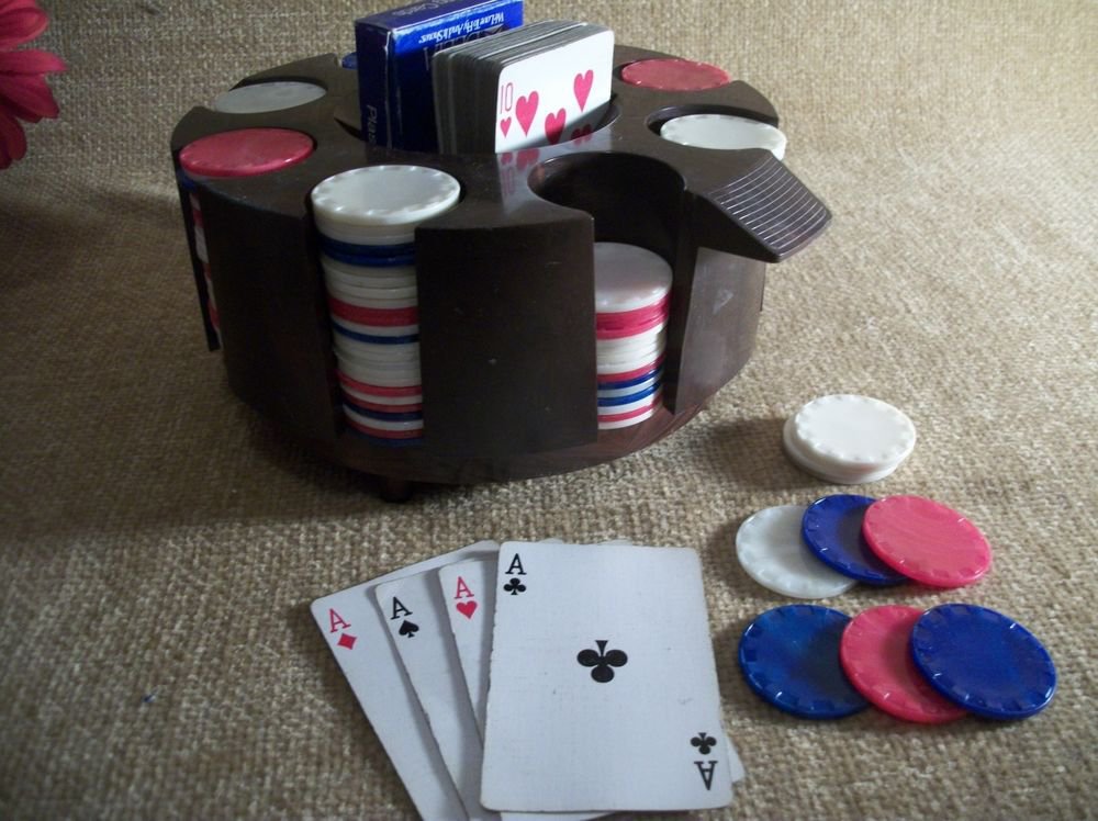 Poker Chips Playing Cards Carousel 200 VTG Mid-Century Plastic Chips w/ Caddy